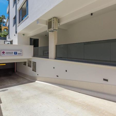 Val Di Bora 2 Apartment Porec Exterior photo