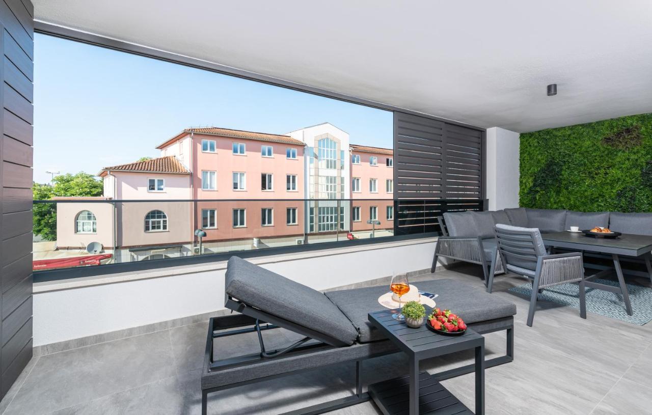 Val Di Bora 2 Apartment Porec Exterior photo